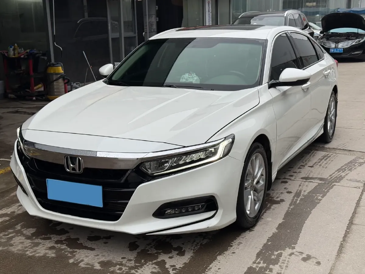 2018 Honda Accord 1.5T 194HP L4 CVT,autocango,china used car exporter,china ev exporter,chinese used car exporter,chinese used ev exporter