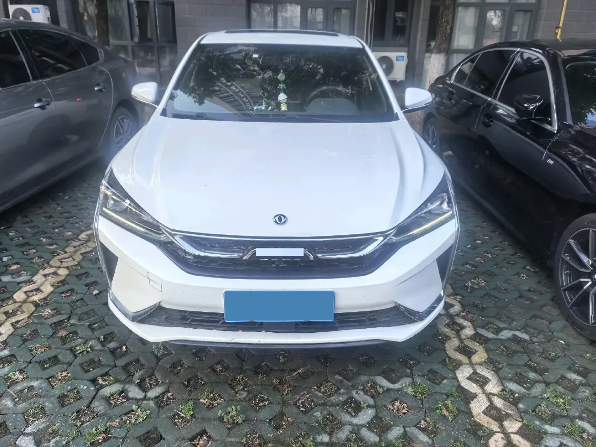 2021 DongFeng Aeolus YiXuan 1.5T 150HP L4 6DCT,autocango,china used car exporter,china ev exporter,chinese used car exporter,chinese used ev exporter