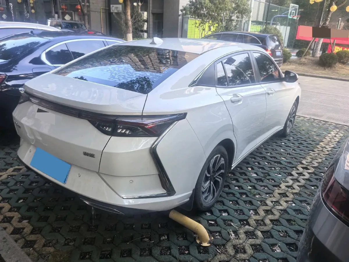 2021 DongFeng Aeolus YiXuan 1.5T 150HP L4 6DCT,autocango,china used car exporter,china ev exporter,chinese used car exporter,chinese used ev exporter