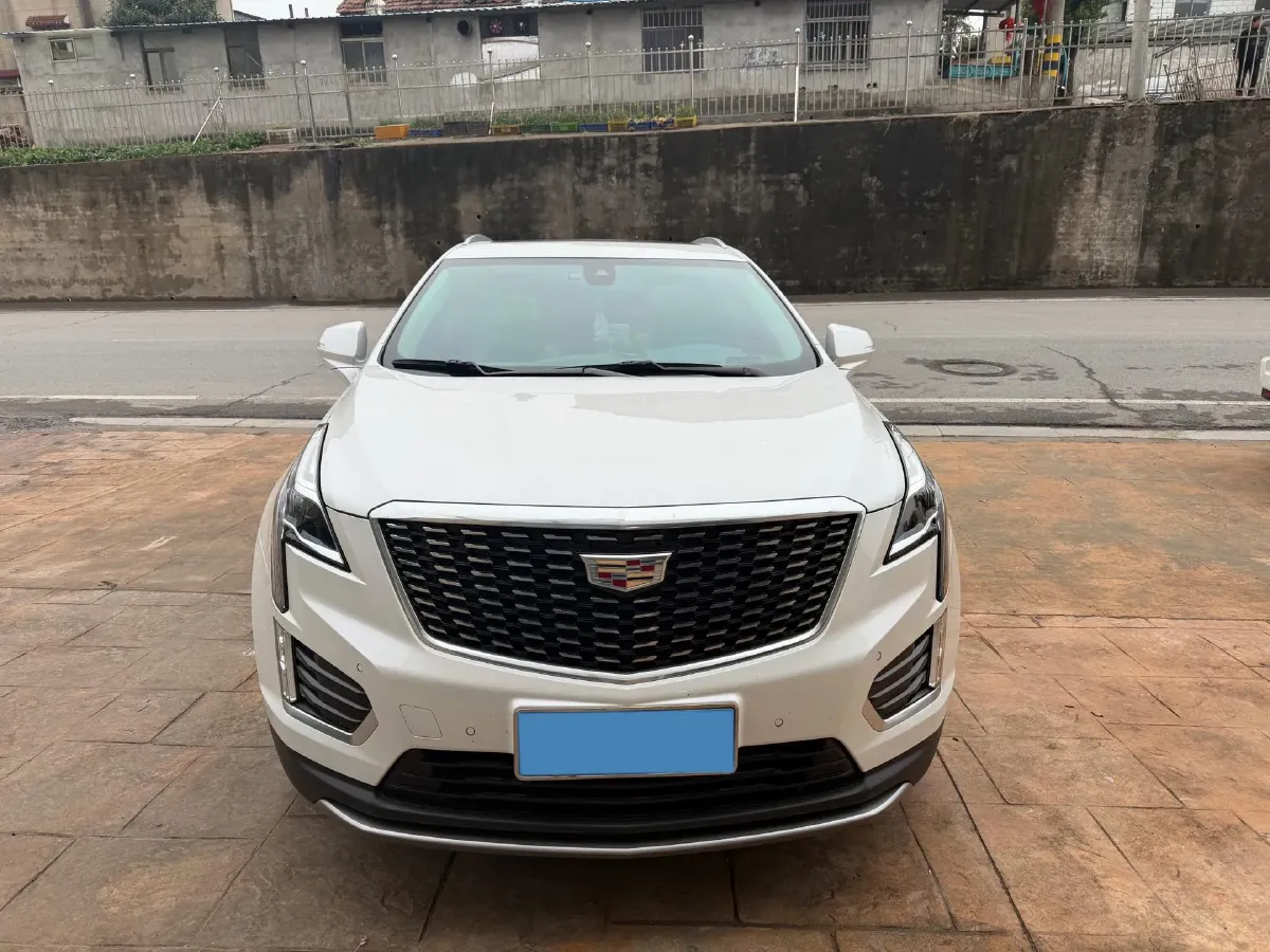 2023 Cadillac XT5 2.0T 237HP L4 9AT,autocango,china used car exporter,china ev exporter,chinese used car exporter,chinese used ev exporter