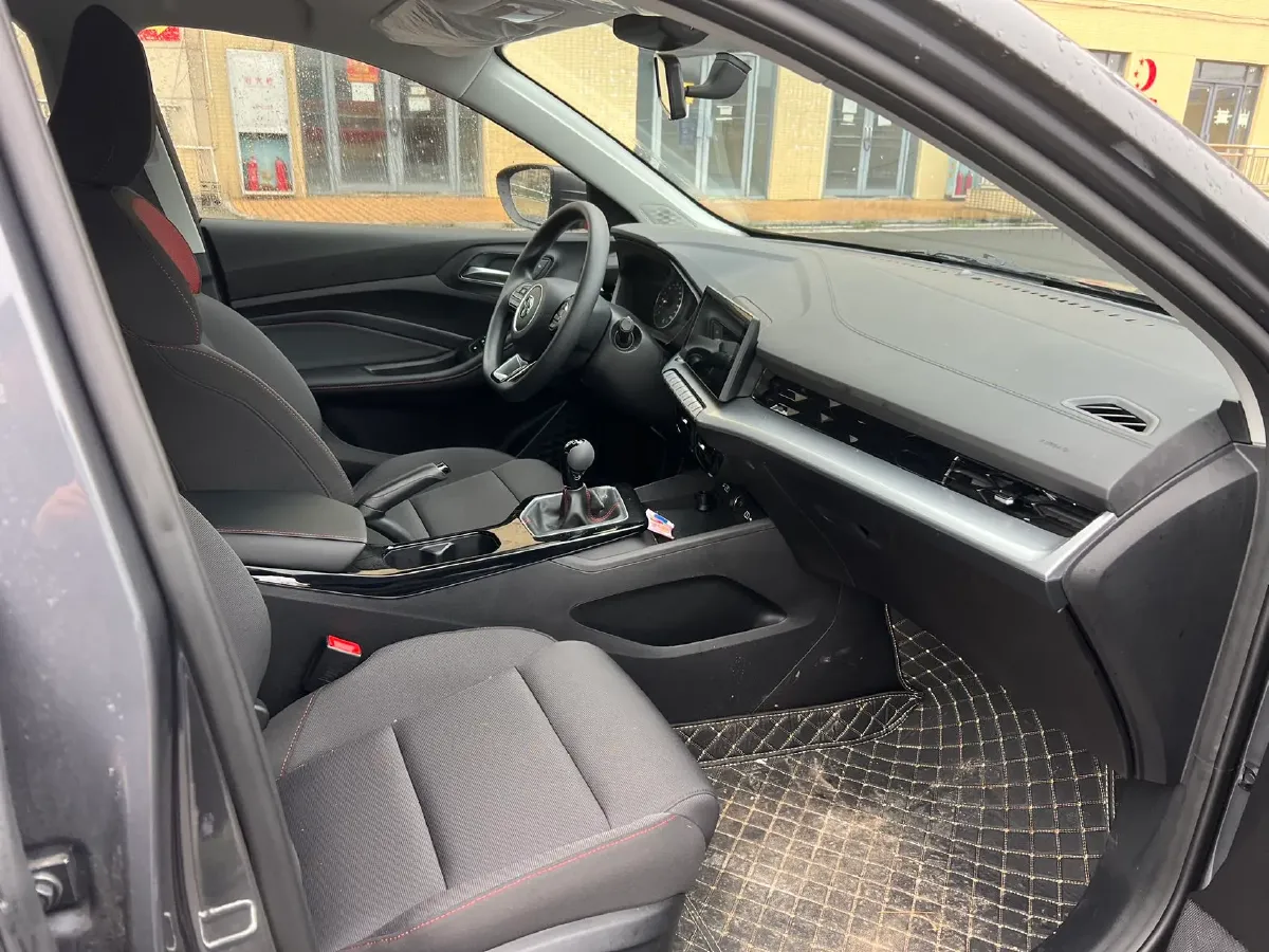 2023 MG 5 1.5L 129HP L4 5MT,autocango,china used car exporter,china ev exporter,chinese used car exporter,chinese used ev exporter