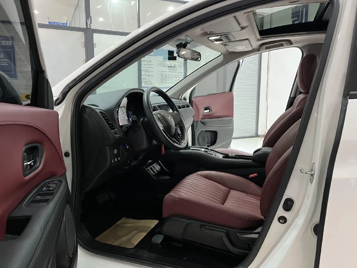 2022 Honda Vezel 1.5L 131HP L4 CVT,autocango,china used car exporter,china ev exporter,chinese used car exporter,chinese used ev exporter