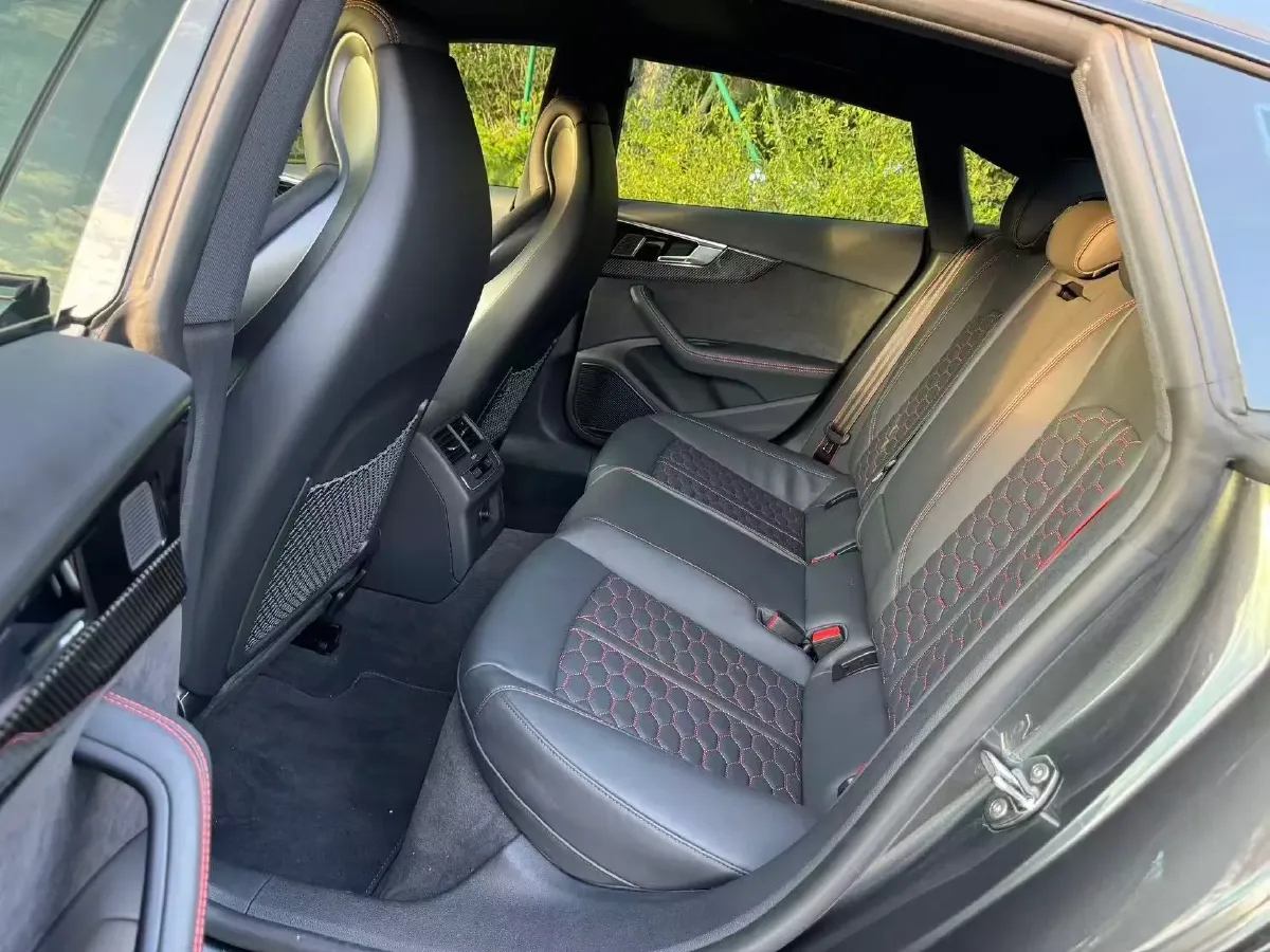 2023 Audi RS 5 2.9T 450HP V6 8AT,autocango,china used car exporter,china ev exporter,chinese used car exporter,chinese used ev exporter