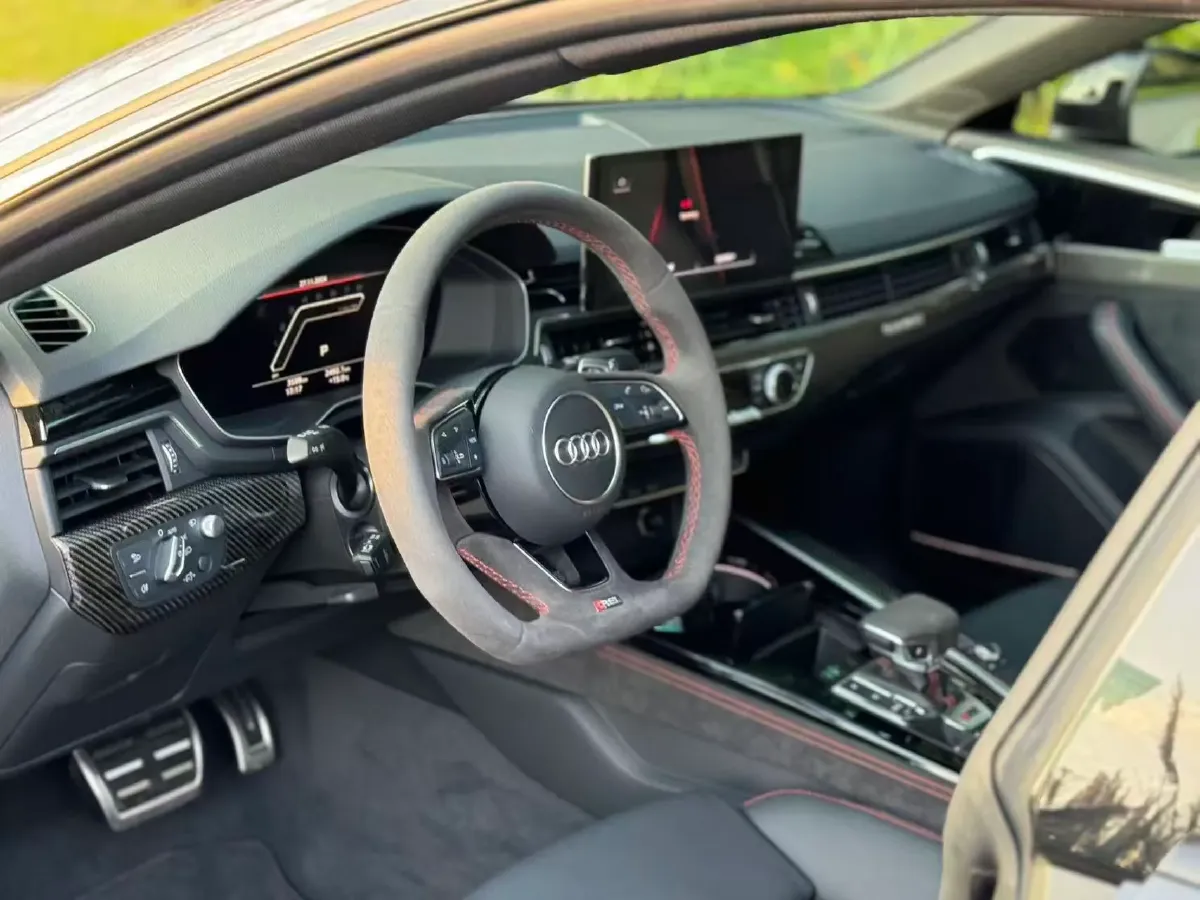 2023 Audi RS 5 2.9T 450HP V6 8AT,autocango,china used car exporter,china ev exporter,chinese used car exporter,chinese used ev exporter