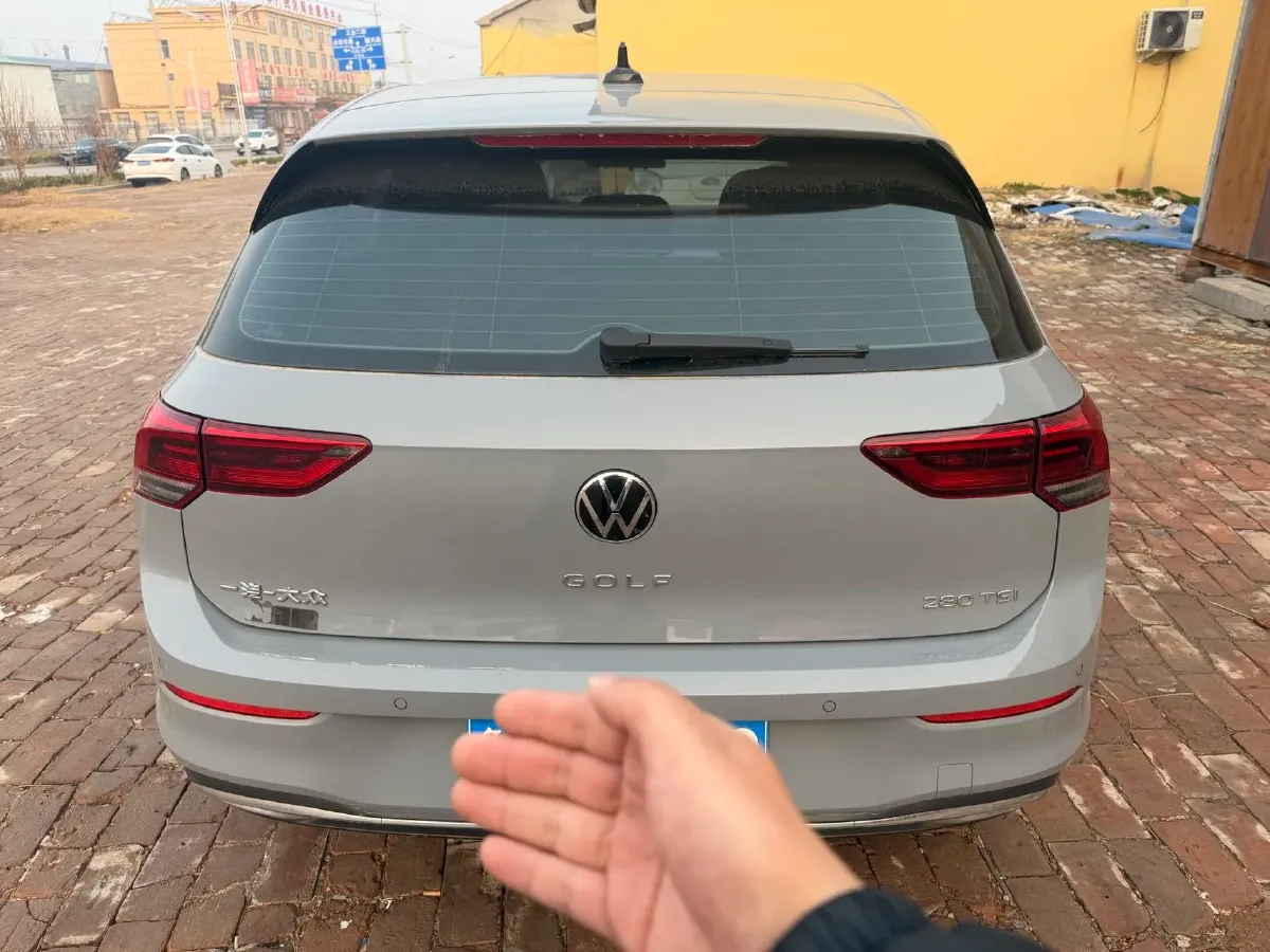 2023 Volkswagen Golf 1.4T 150HP L4 7DCT,autocango,china used car exporter,china ev exporter,chinese used car exporter,chinese used ev exporter