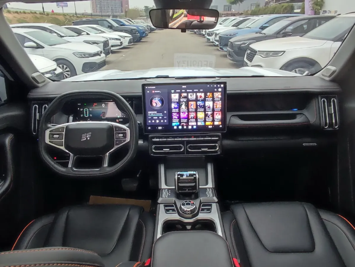 2025 MAXUS XinTu V70 2.0T 150HP L4 9AT,autocango,china used car exporter,china ev exporter,chinese used car exporter,chinese used ev exporter