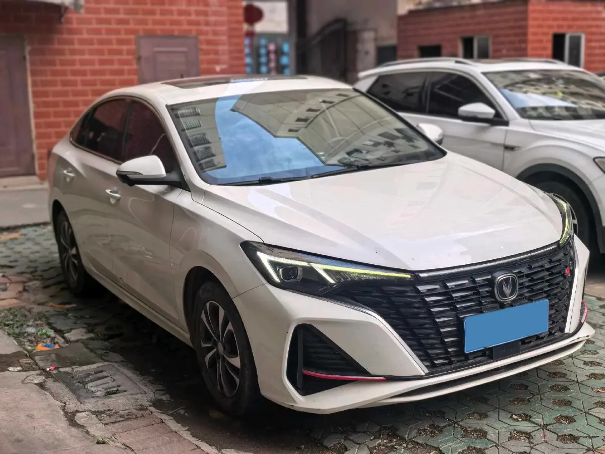 2021 ChangAn Eado 1.4T 160HP L4 7DCT,autocango,china used car exporter,china ev exporter,chinese used car exporter,chinese used ev exporter