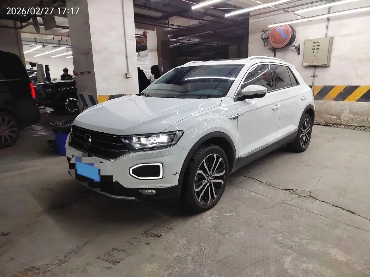 2022 Volkswagen T-Roc 1.4T 150HP L4 7DCT,autocango,china used car exporter,china ev exporter,chinese used car exporter,chinese used ev exporter
