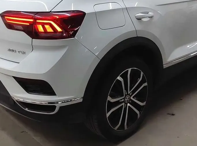 2022 Volkswagen T-Roc 1.4T 150HP L4 7DCT,autocango,china used car exporter,china ev exporter,chinese used car exporter,chinese used ev exporter
