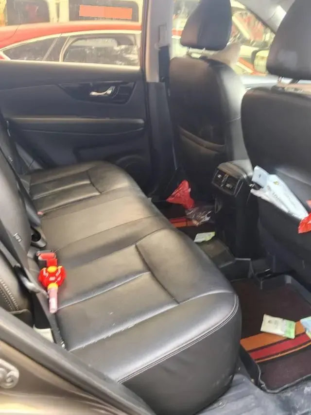 2020 Nissan X-Trail 2.0L 154HP L4 CVT,autocango,china used car exporter,china ev exporter,chinese used car exporter,chinese used ev exporter