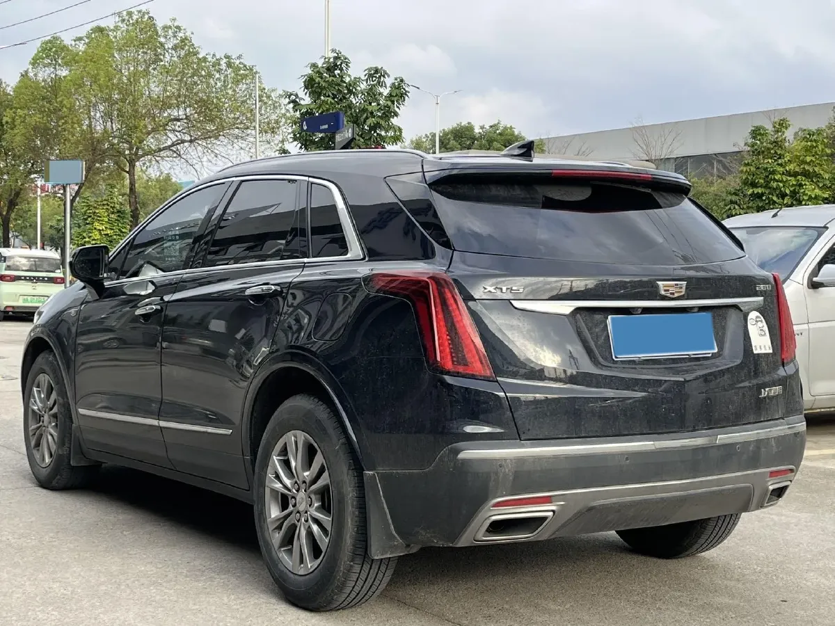 2020 Cadillac XT5 2.0T 237HP L4 9AT,autocango,china used car exporter,china ev exporter,chinese used car exporter,chinese used ev exporter