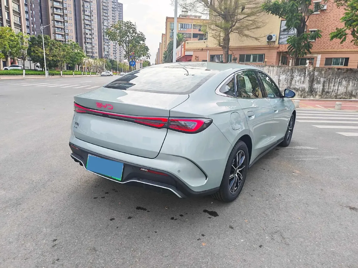 2024 BYD Seal 06 1.5L 101HP L4 E-CVT PHEV 15.87KWH,autocango,china used car exporter,china ev exporter,chinese used car exporter,chinese used ev exporter