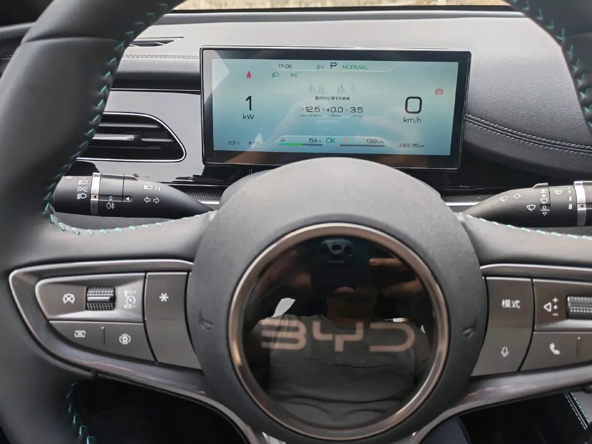 2024 BYD Seal 06 1.5L 101HP L4 E-CVT PHEV 15.87KWH,autocango,china used car exporter,china ev exporter,chinese used car exporter,chinese used ev exporter