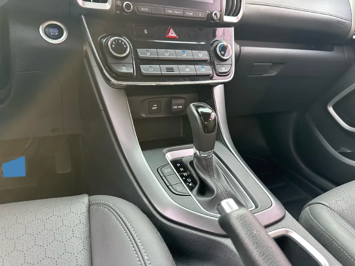 2018 Hyundai ix35 2.0L 160HP L4 6AT,autocango,china used car exporter,china ev exporter,chinese used car exporter,chinese used ev exporter