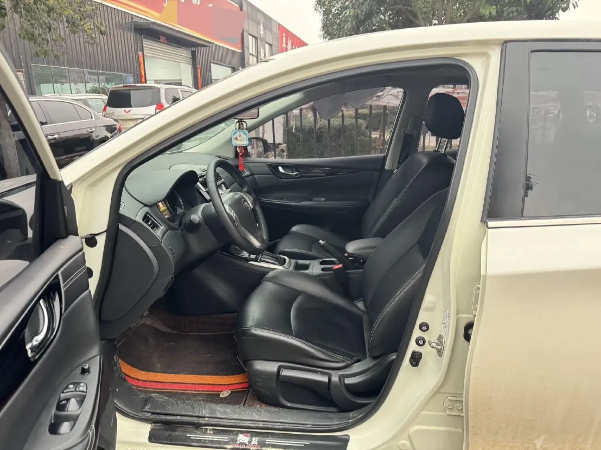2021 Nissan Tiida 1.6L 122HP L4 CVT,autocango,china used car exporter,china ev exporter,chinese used car exporter,chinese used ev exporter