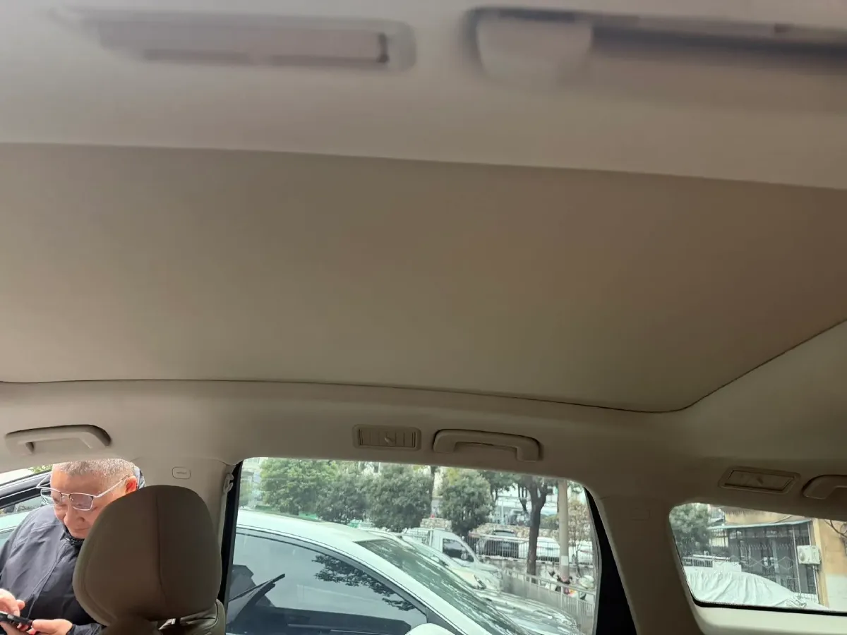 2023 WuLing KaiJie 2.0L 136HP L4 1DHT Hybrid,autocango,china used car exporter,china ev exporter,chinese used car exporter,chinese used ev exporter