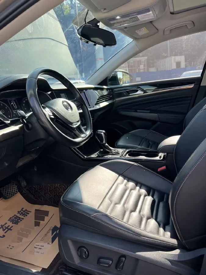 2019 Skoda Kodiak 2.0T 186HP L4 7DCT,autocango,china used car exporter,china ev exporter,chinese used car exporter,chinese used ev exporter