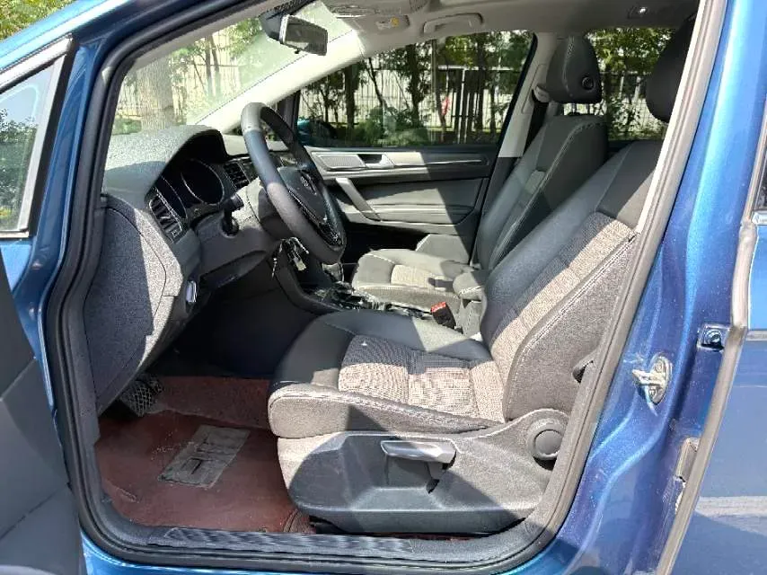 2018 Volkswagen Golf Sportsvan 1.4T 131HP L4 7DCT,autocango,china used car exporter,china ev exporter,chinese used car exporter,chinese used ev exporter