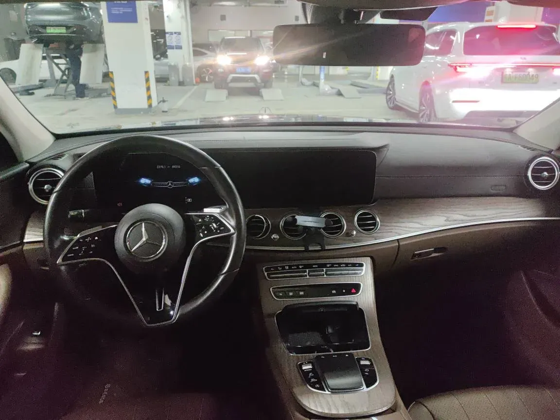 2021 Mercedes-Benz E Class 2.0T 258HP L4 9AT,autocango,china used car exporter,china ev exporter,chinese used car exporter,chinese used ev exporter