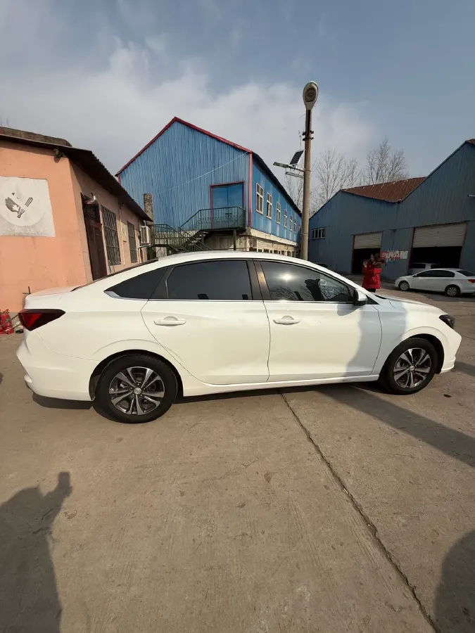 2021 ChangAn Eado 1.6L 128HP L4 5MT,autocango,china used car exporter,china ev exporter,chinese used car exporter,chinese used ev exporter