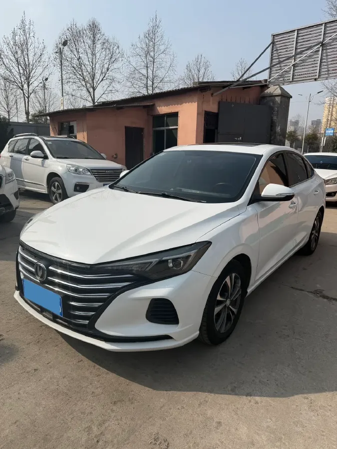 2021 ChangAn Eado 1.6L 128HP L4 5MT,autocango,china used car exporter,china ev exporter,chinese used car exporter,chinese used ev exporter