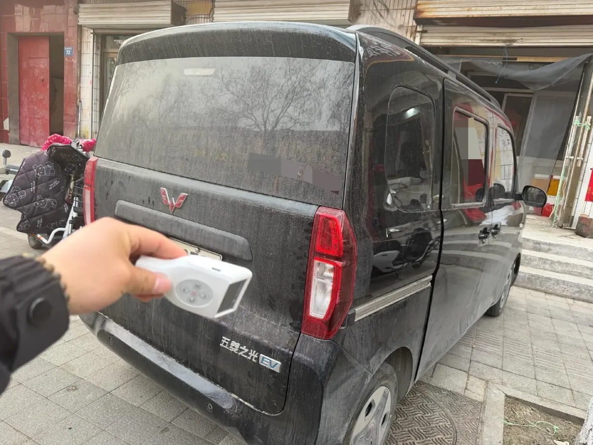 2025 WuLing ZhiGuang BEV 17.7KWH,autocango,china used car exporter,china ev exporter,chinese used car exporter,chinese used ev exporter