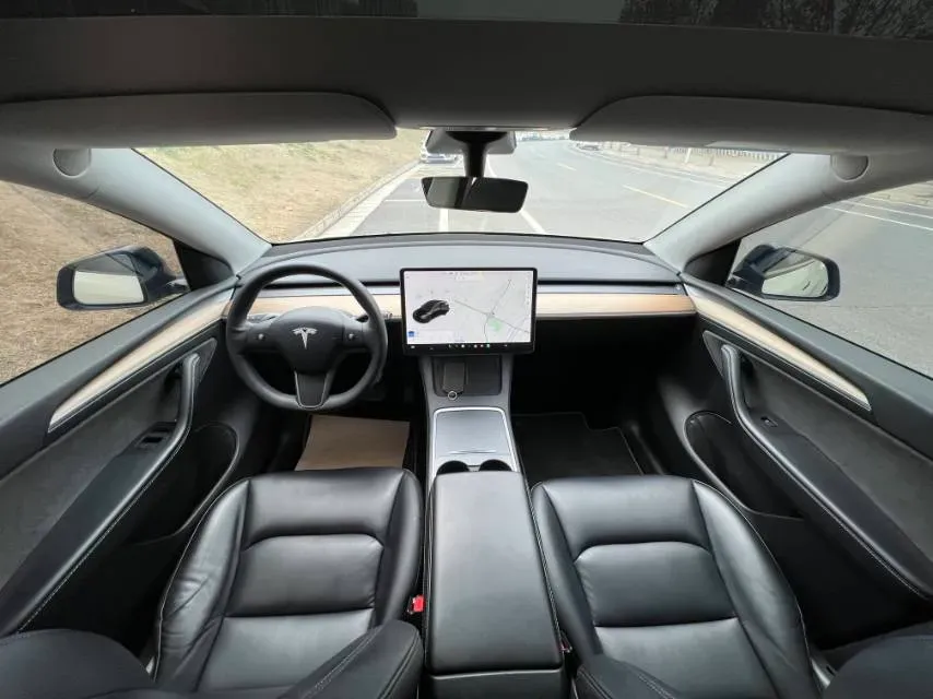 2021 Tesla Model Y BEV 60KWH,autocango,china used car exporter,china ev exporter,chinese used car exporter,chinese used ev exporter