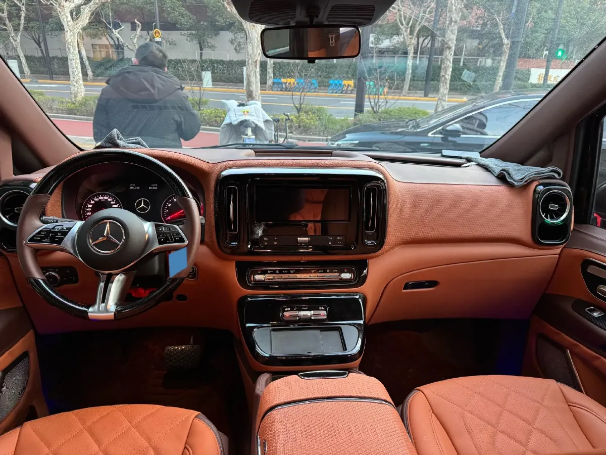 2024 Mercedes-Benz Vito 2.0T 231HP L4 9AT,autocango,china used car exporter,china ev exporter,chinese used car exporter,chinese used ev exporter