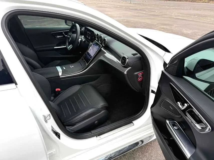 2023 Mercedes-Benz C Class 1.5T 170HP L4 9AT,autocango,china used car exporter,china ev exporter,chinese used car exporter,chinese used ev exporter