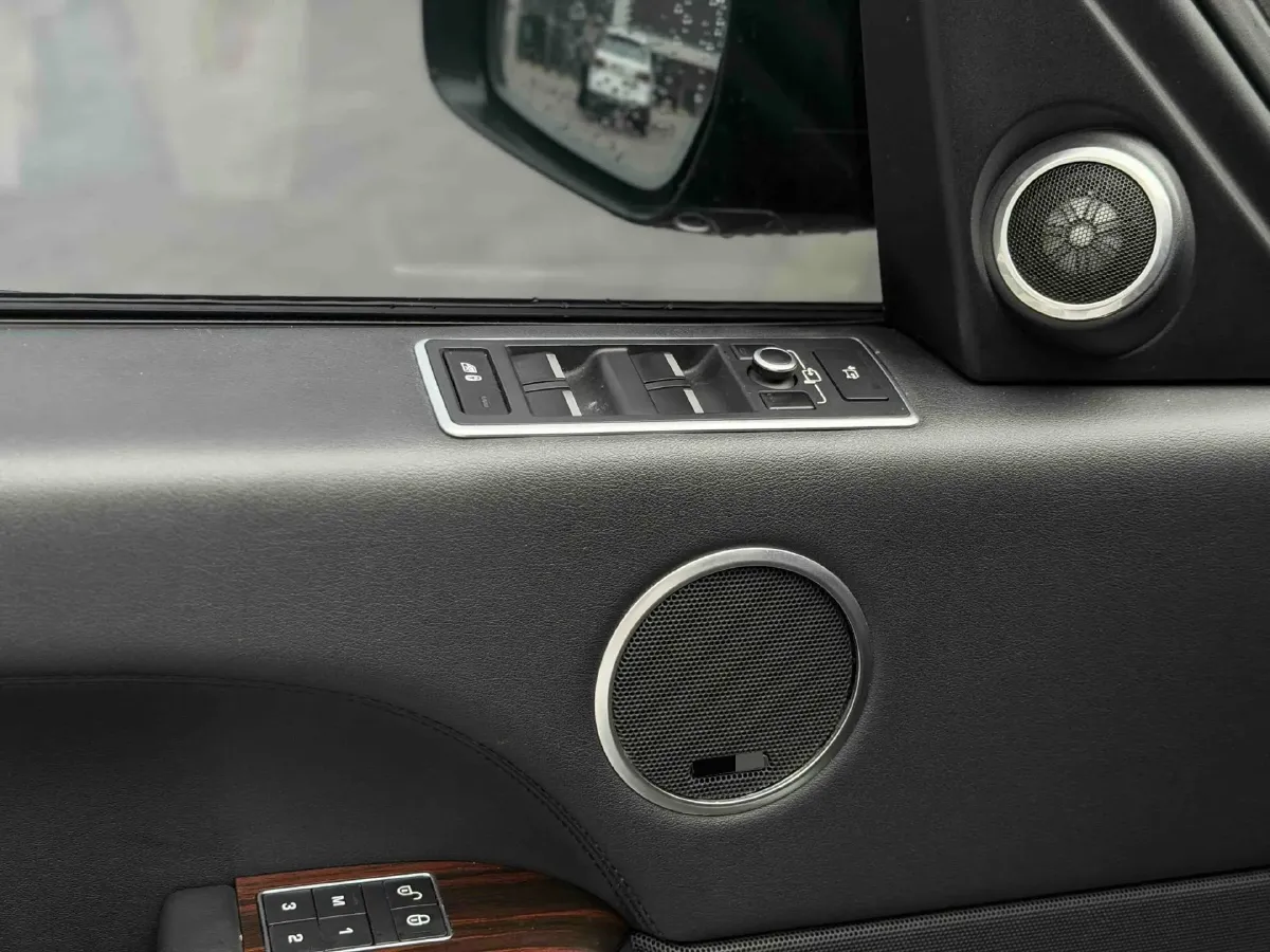 2017 Land Rover Range Rover 3.0T 340HP V6 8AT,autocango,china used car exporter,china ev exporter,chinese used car exporter,chinese used ev exporter