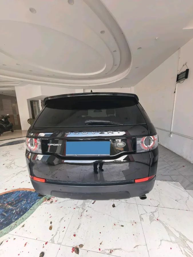 2018 Land Rover Discovery Sport 2.0T 241HP L4 9AT,autocango,china used car exporter,china ev exporter,chinese used car exporter,chinese used ev exporter