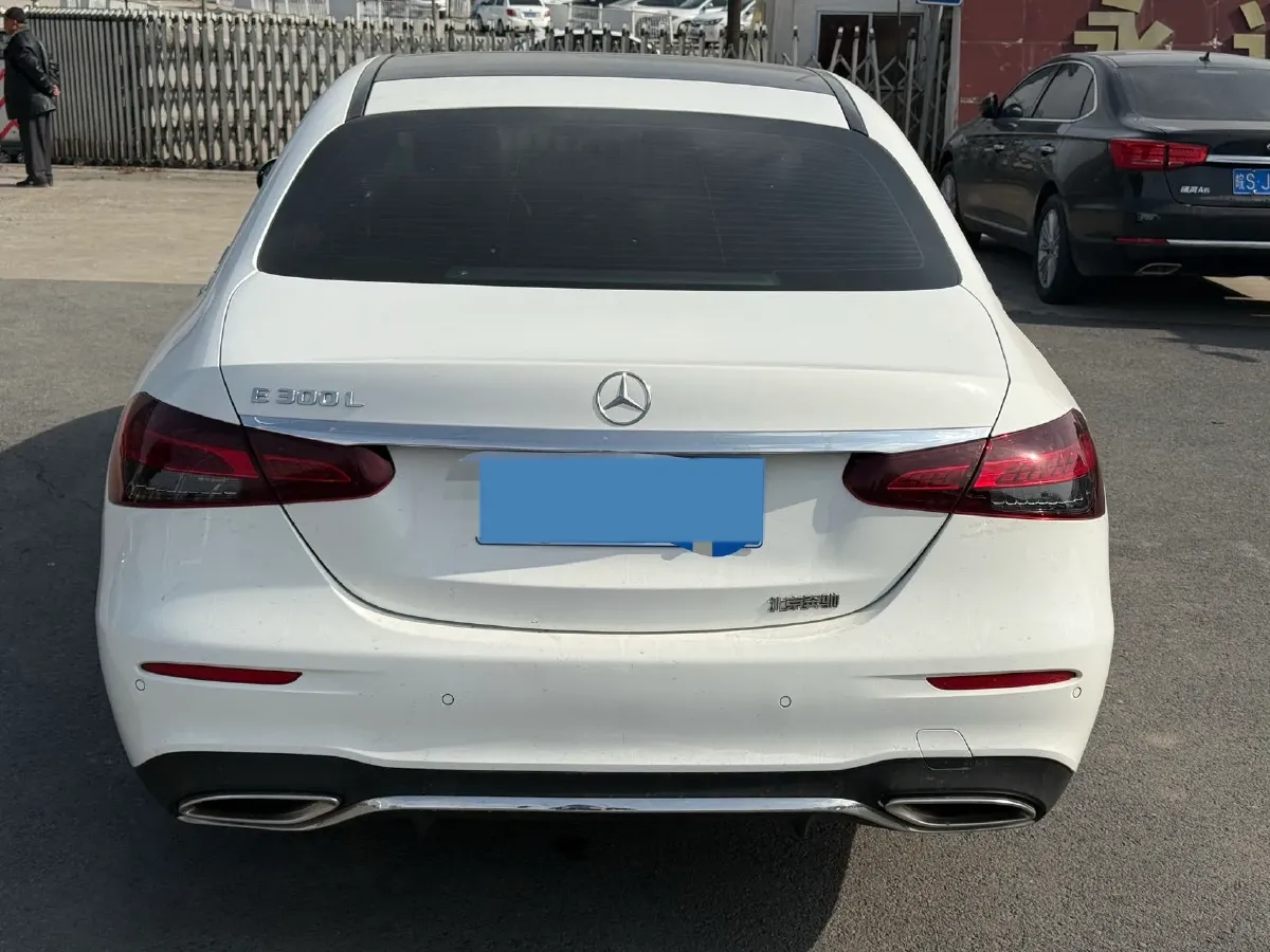 2021 Mercedes-Benz E Class 2.0T 258HP L4 9AT,autocango,china used car exporter,china ev exporter,chinese used car exporter,chinese used ev exporter