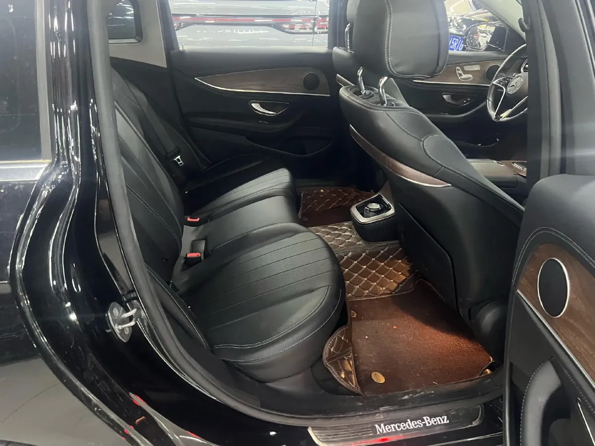2022 Mercedes-Benz E Class 2.0T 197HP L4 9AT,autocango,china used car exporter,china ev exporter,chinese used car exporter,chinese used ev exporter