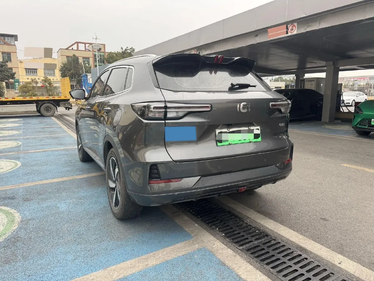 2023 Venucia VX6 BEV 62KWH,autocango,china used car exporter,china ev exporter,chinese used car exporter,chinese used ev exporter