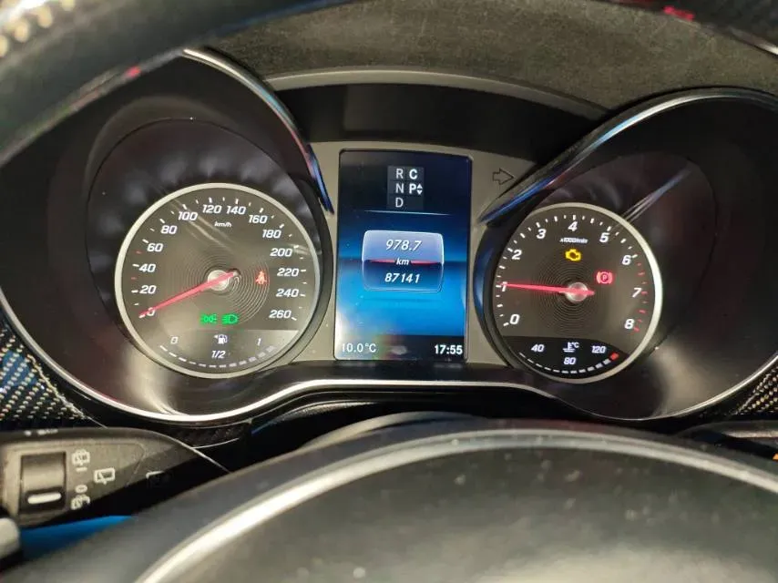 2020 Mercedes-Benz V Class 2.0T 211HP L4 9AT,autocango,china used car exporter,china ev exporter,chinese used car exporter,chinese used ev exporter