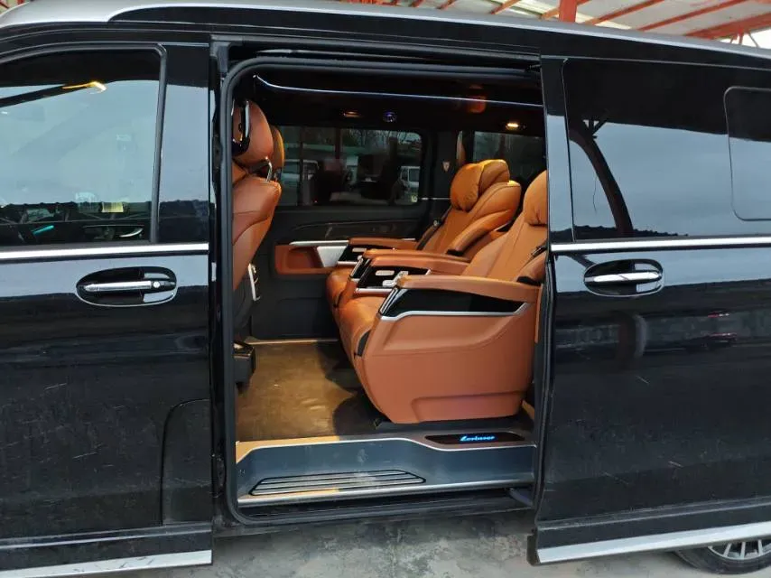 2020 Mercedes-Benz V Class 2.0T 211HP L4 9AT,autocango,china used car exporter,china ev exporter,chinese used car exporter,chinese used ev exporter