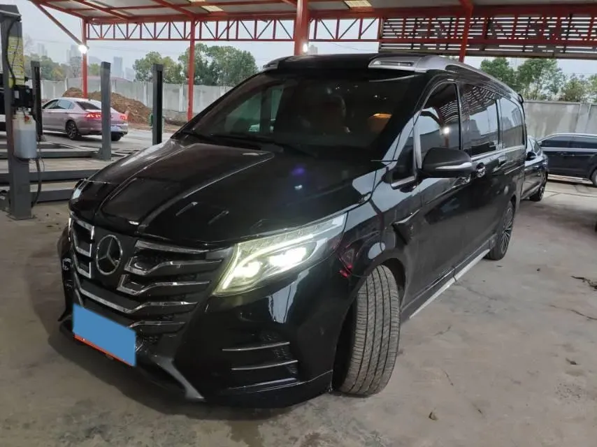 2020 Mercedes-Benz V Class 2.0T 211HP L4 9AT,autocango,china used car exporter,china ev exporter,chinese used car exporter,chinese used ev exporter