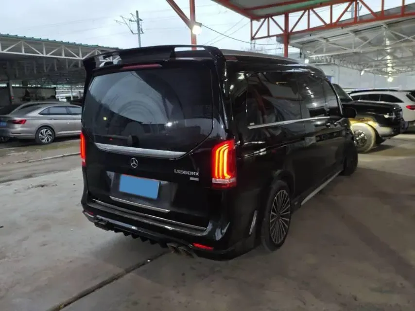 2020 Mercedes-Benz V Class 2.0T 211HP L4 9AT,autocango,china used car exporter,china ev exporter,chinese used car exporter,chinese used ev exporter