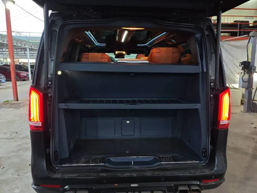 2020 Mercedes-Benz V Class 2.0T 211HP L4 9AT,autocango,china used car exporter,china ev exporter,chinese used car exporter,chinese used ev exporter