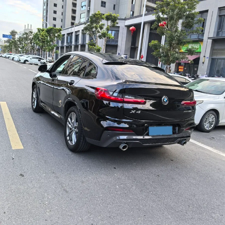 2021 BMW X4 2.0T 184HP L4 8AT,autocango,china used car exporter,china ev exporter,chinese used car exporter,chinese used ev exporter