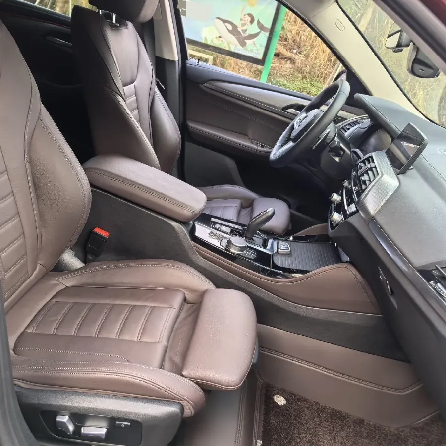 2021 BMW X4 2.0T 184HP L4 8AT,autocango,china used car exporter,china ev exporter,chinese used car exporter,chinese used ev exporter