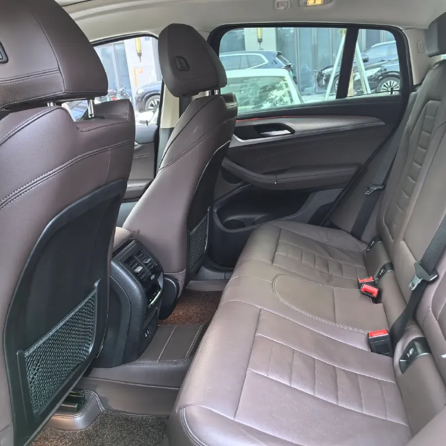 2021 BMW X4 2.0T 184HP L4 8AT,autocango,china used car exporter,china ev exporter,chinese used car exporter,chinese used ev exporter