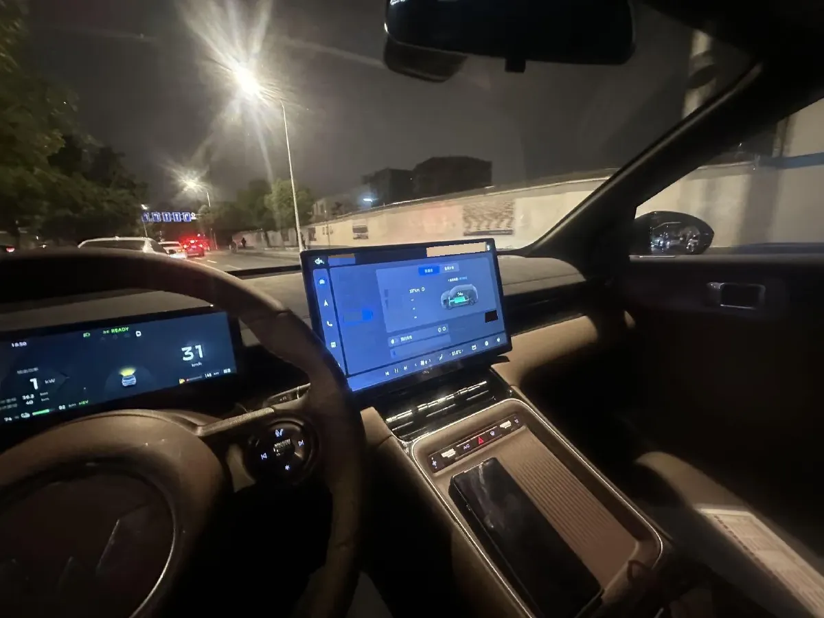 2024 WuLing XingGuangS 1.5L 106HP L4 E-CVT PHEV 20.5KWH,autocango,china used car exporter,china ev exporter,chinese used car exporter,chinese used ev exporter