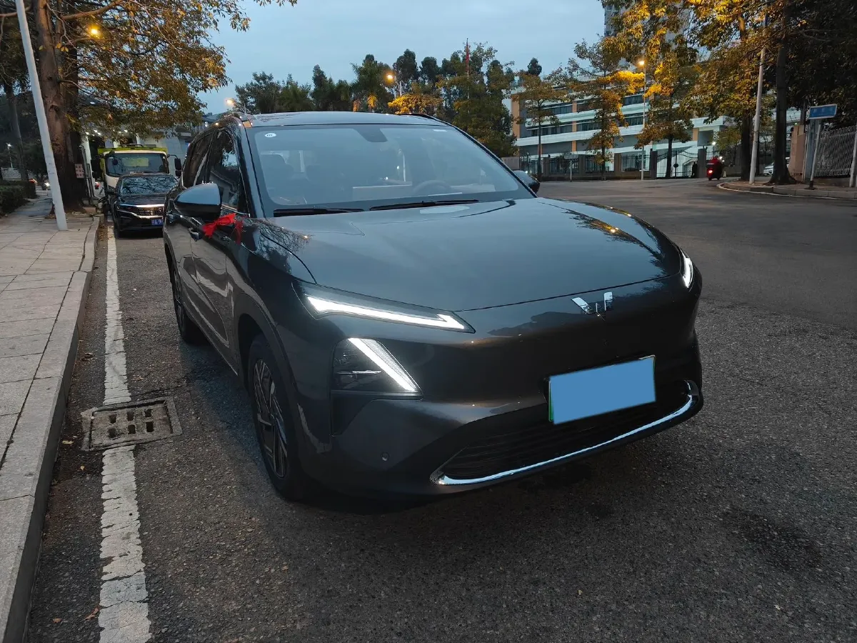 2024 WuLing XingGuangS 1.5L 106HP L4 E-CVT PHEV 20.5KWH,autocango,china used car exporter,china ev exporter,chinese used car exporter,chinese used ev exporter