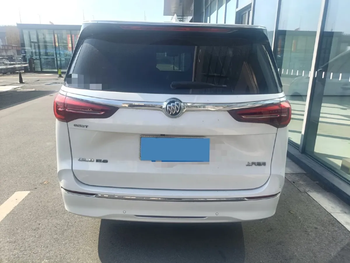 2022 Buick GL8 2.0T 237HP L4 9AT,autocango,china used car exporter,china ev exporter,chinese used car exporter,chinese used ev exporter