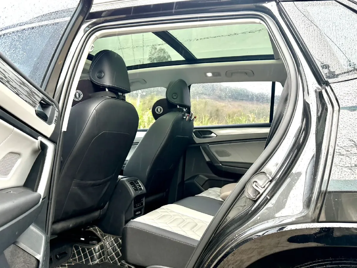 2023 Volkswagen Tayron 2.0T 186HP L4 7DCT,autocango,china used car exporter,china ev exporter,chinese used car exporter,chinese used ev exporter