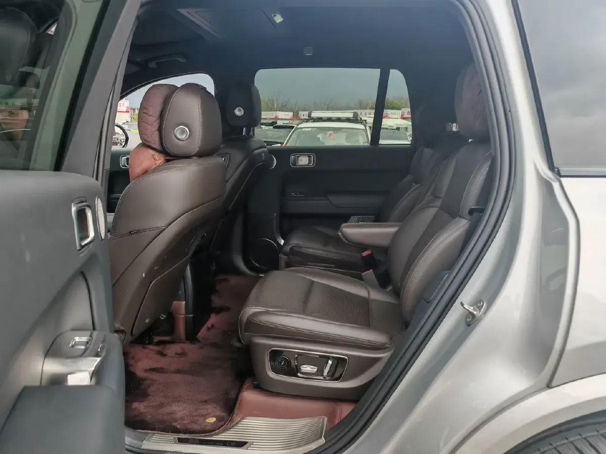 2022 Li L9 Range Extended 154HP REEV 42.6KWH,autocango,china used car exporter,china ev exporter,chinese used car exporter,chinese used ev exporter