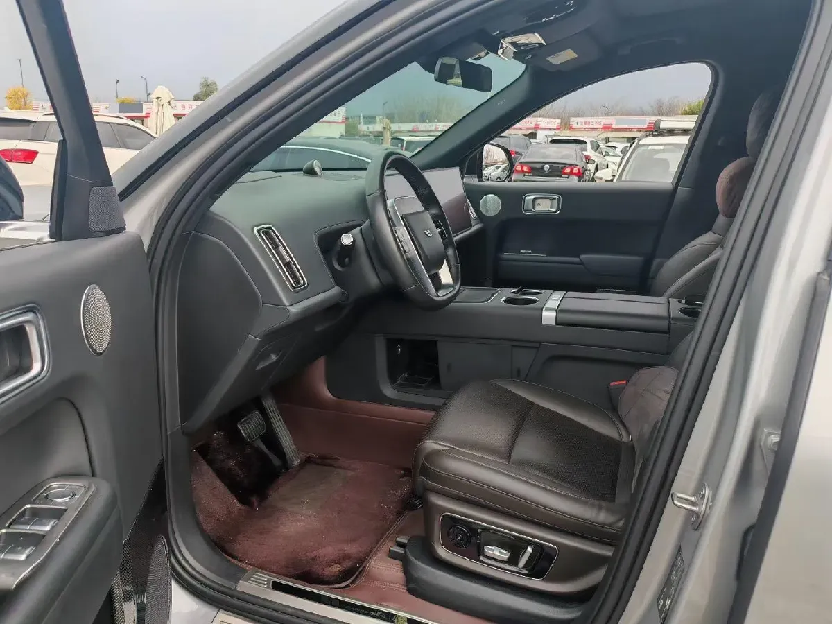 2022 Li L9 Range Extended 154HP REEV 42.6KWH,autocango,china used car exporter,china ev exporter,chinese used car exporter,chinese used ev exporter