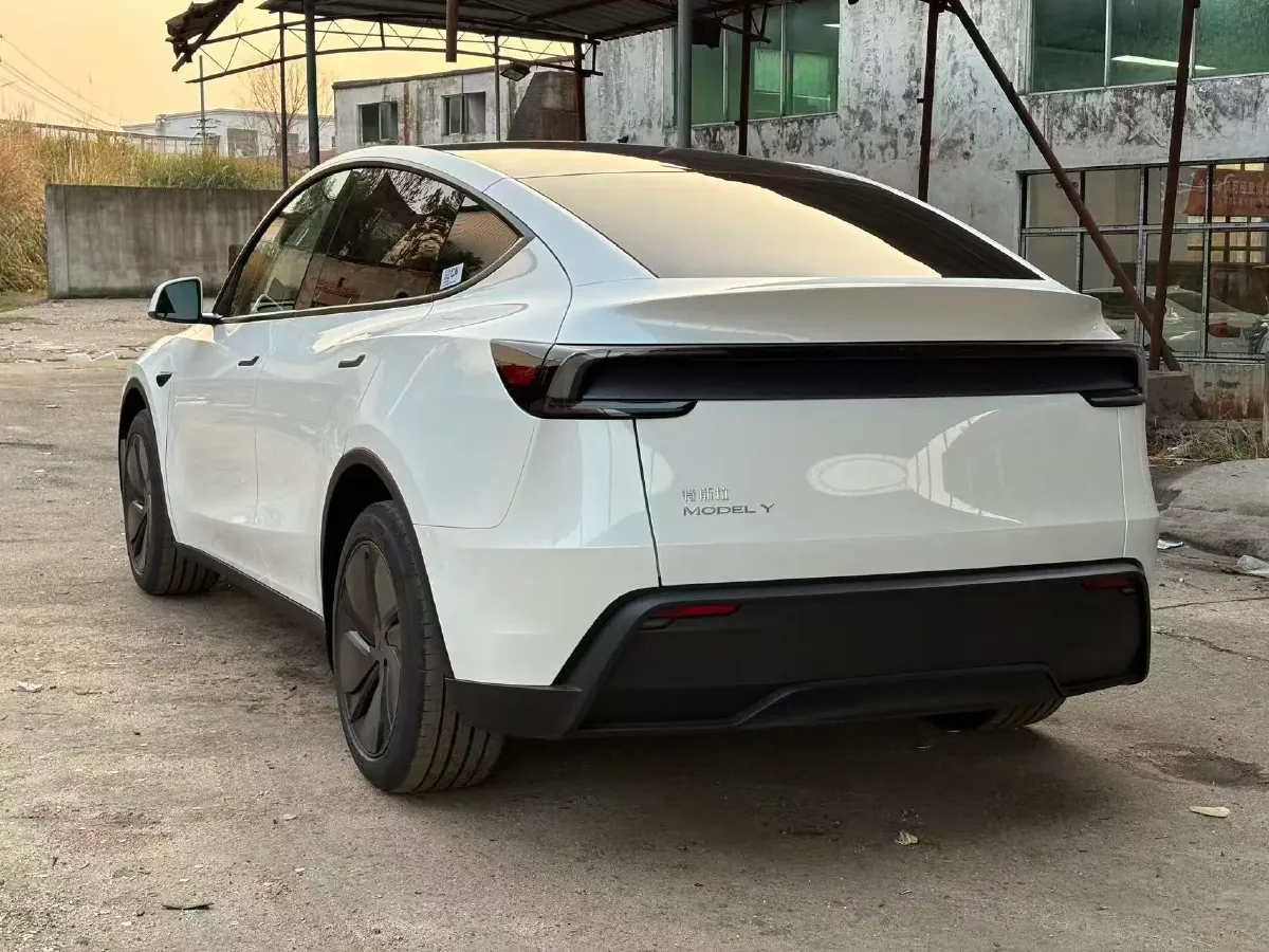 2026 Tesla Model Y BEV,autocango,china used car exporter,china ev exporter,chinese used car exporter,chinese used ev exporter