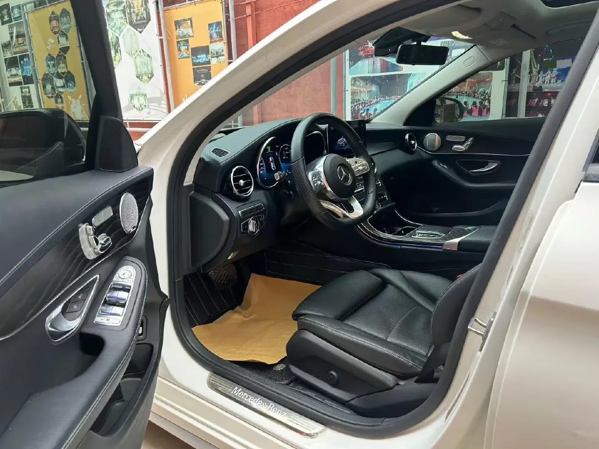 2021 Mercedes-Benz C Class 1.5T 184HP L4 9AT,autocango,china used car exporter,china ev exporter,chinese used car exporter,chinese used ev exporter